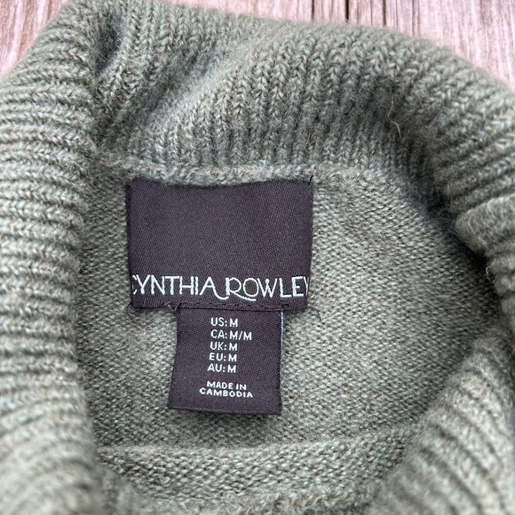 Cynthia Rowley⎪Merino Blend Sweater - Picture 7 of 9